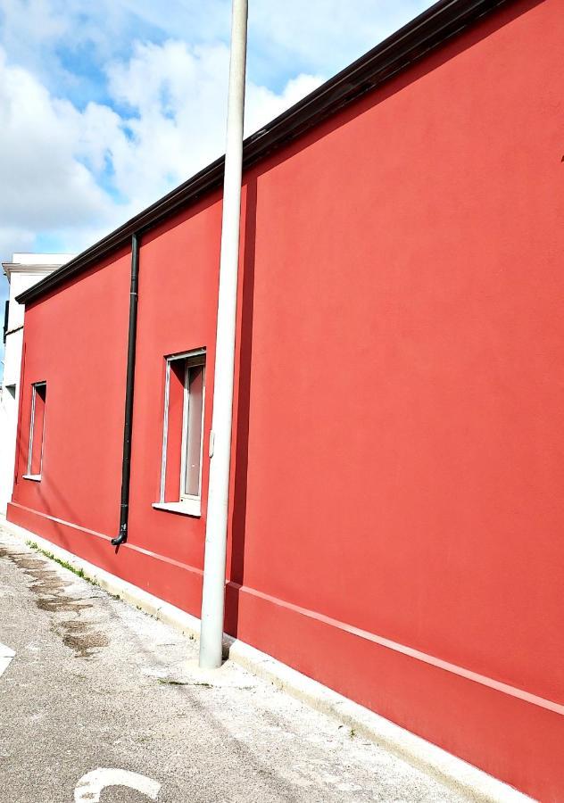 Red House Villa Cabras Bagian luar foto